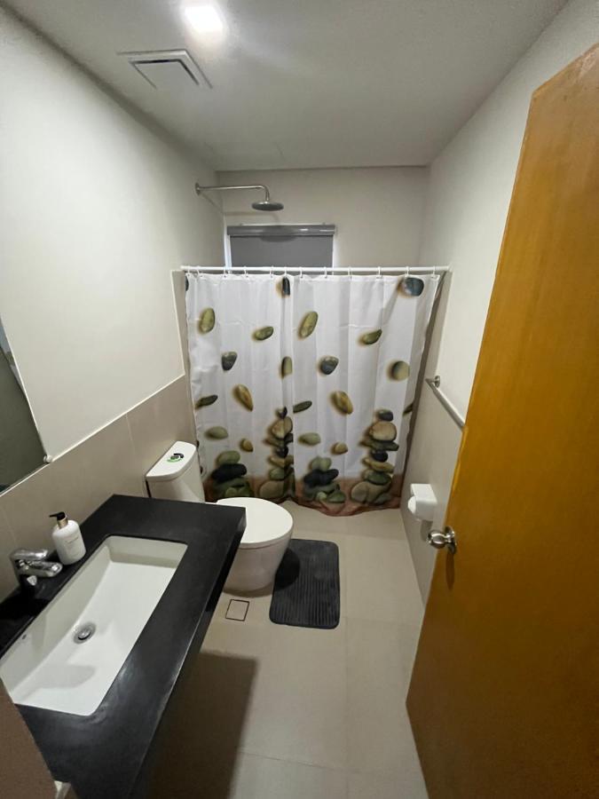 Seafront Residences Vacation Getaway San Juan  Exteriör bild