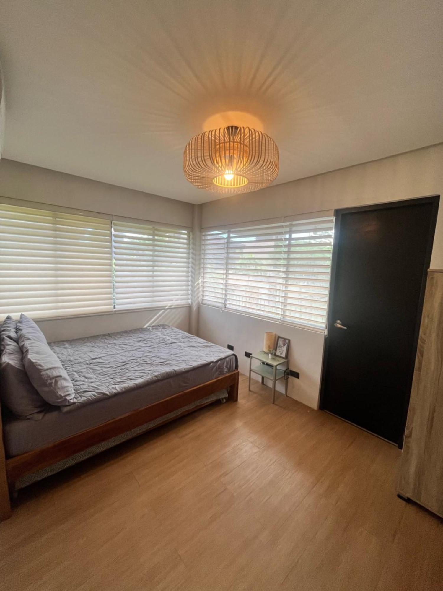 Seafront Residences Vacation Getaway San Juan  Exteriör bild
